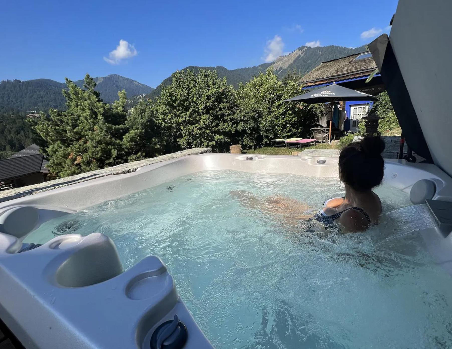 Micro-Lodge, Le Petit Nid D'Amour Montriond Exterior photo