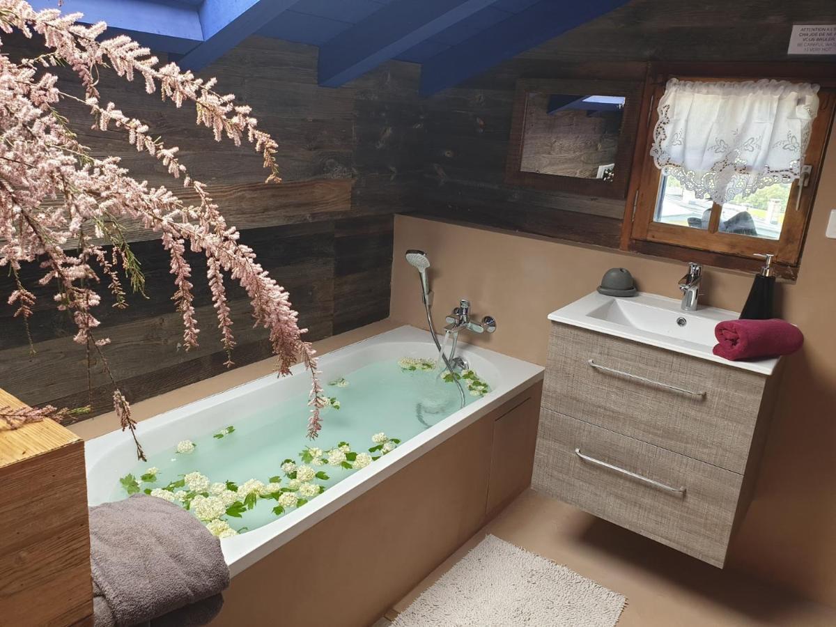 Micro-Lodge, Le Petit Nid D'Amour Montriond Exterior photo